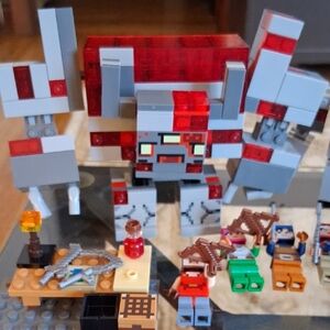 LEGO MINECRAFT DUNGEONS THE REDSTONE BATTLE SET